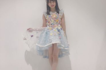 
﻿﻿
＊＊＊＊＊＊＊＊＊＊﻿﻿
﻿
足が綺麗に見えるありがたい衣装です﻿
AKB48の衣装は、キラキラのアイドルにしてくれる魔法みたい！！﻿
﻿
＊＊＊＊＊...