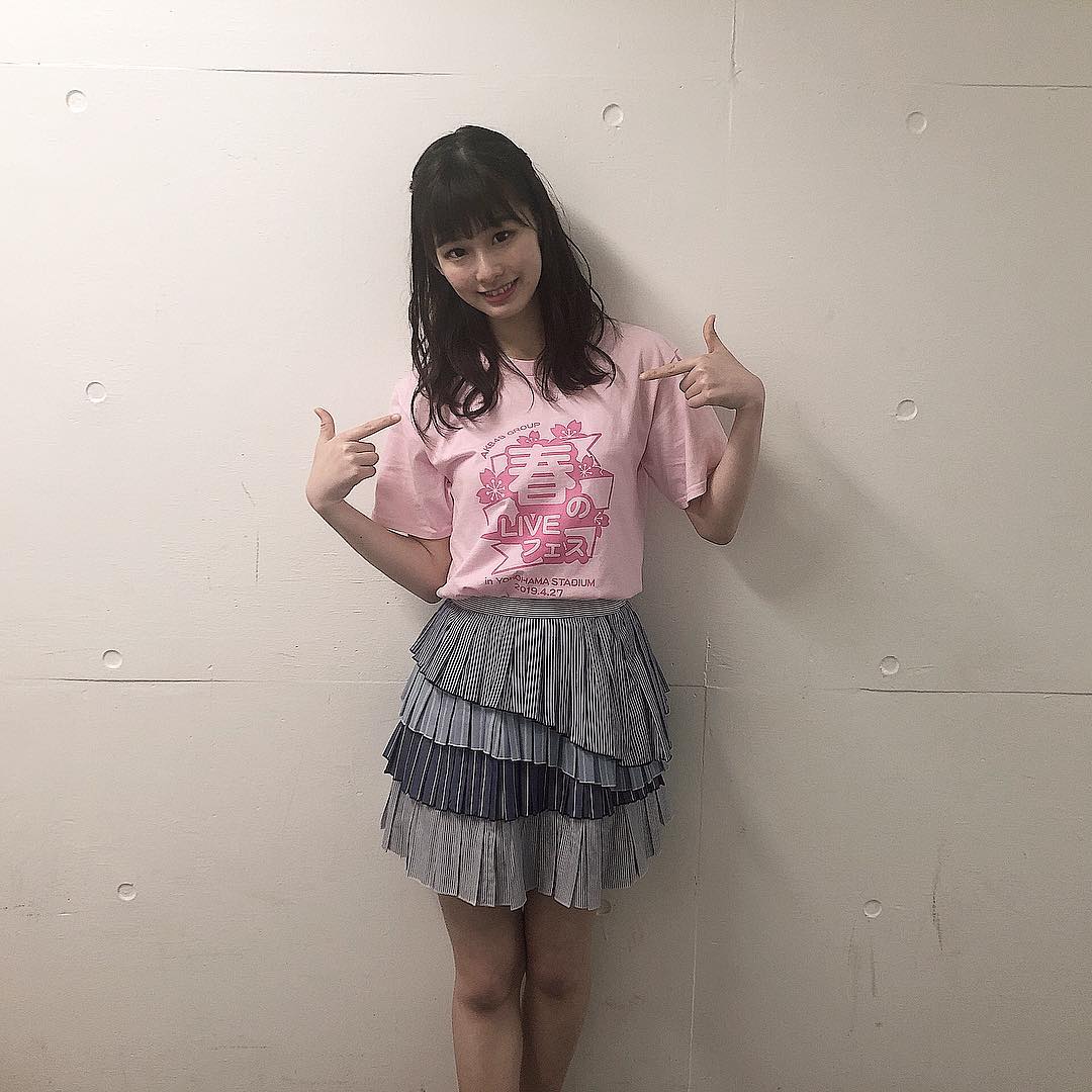 浅井七海 今日は 横浜スタジアムにて Akb48グループ春のliveフェス が ありました 春フェスtシャツも着れましたよ ライブも2つもでき Moe Zine