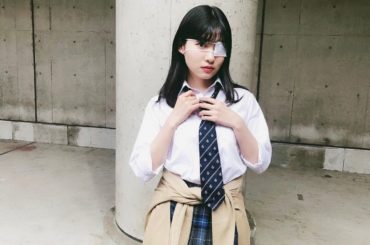 めばちこ出来たとき、眼帯で握手会か〜…なーんて思ってたけど、せっかく眼帯してるなら制服！制服着よう！ってパッと思いついたの！
実はコスプレで初めて着る制服だった...