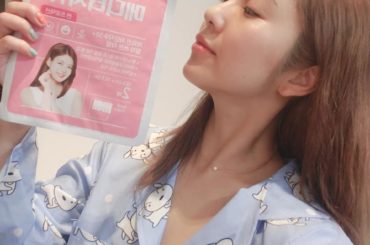 .
シンプルに　#再生テープ は
素晴らしいと思っていて
傷に貼るんだけど
生活に欠かせないのである！
日本だと近いバンドエイドとか
あるのだけどこれはシートに...