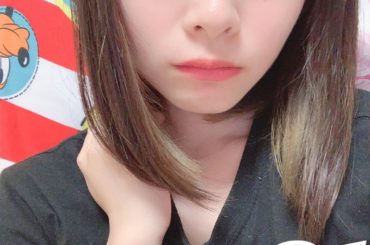 最近すっぴんで過ごせてるから肌がいい感じ
そして夏にむけて髪色を真剣に考えている！
snowに日付つけられるのあって可愛い

#todaymood 　#maym...