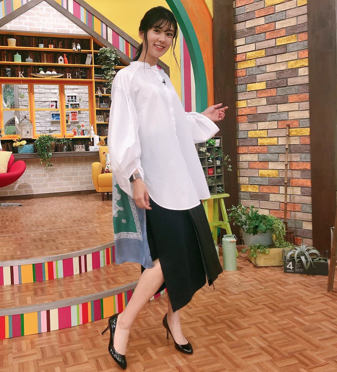 渡辺早織 本日の王様のブランチ 衣装はこちらです このスカートかわいいなぁ 私服でも良さそう ロングシャツ スカート Stair Official Moe Zine 渡辺早織 本日の王様のブランチ 衣装はこちらです このスカートかわいいなぁ 私服でも良さそう ロングシャツ スカート Stair Official Moe Zine
