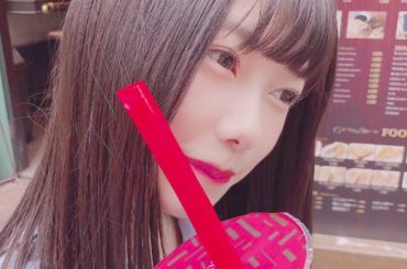 (¯ｖ¯)ﾆﾔ
・
・
・
#タピオカ #制服...