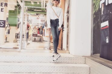 .
+=
#seoul #koreafashion  #day #ootd #photo #travel #旅行 #여행...