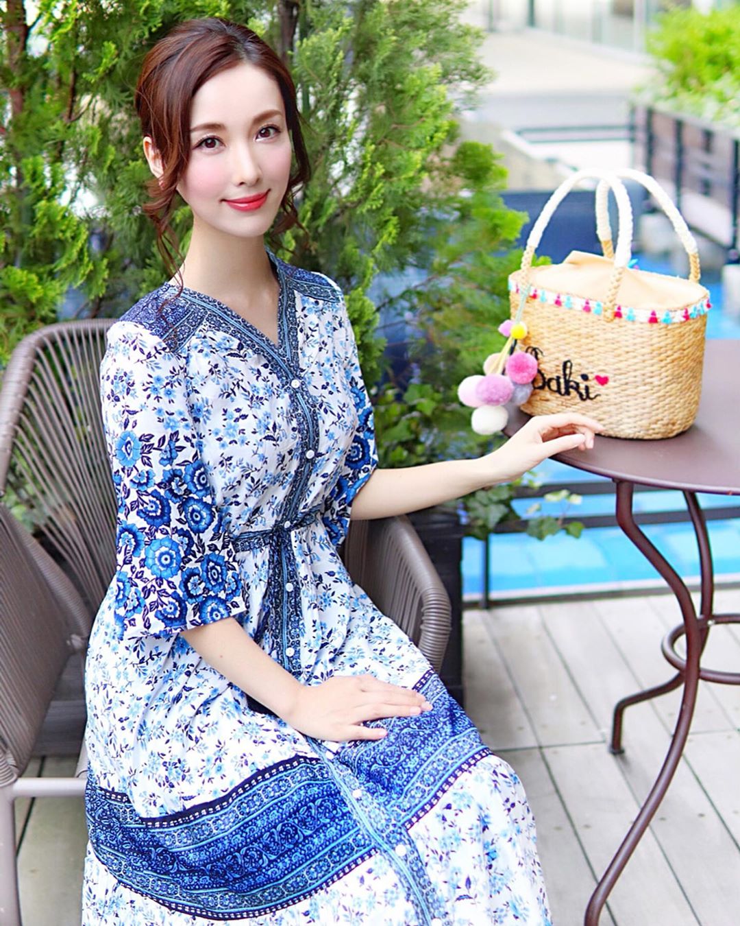 瀬戸早妃 新発売 夏らしく涼しげなさらさらコットン素材のロングワンピースが発売になりました 前開き リラックスエスニック ロングワンピース フロント部分が全て Moe Zine 瀬戸早妃 新発売 夏らしく涼しげなさらさらコットン素材のロングワンピースが発売になりました 前開き リラックスエスニック ロングワンピース フロント部分が全て Moe Zine