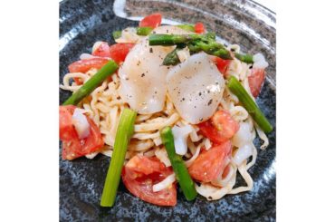 .
6月と共に〜
#冷やし中華はじめました 
.
この前テレビで見た
イタリアンなアレンジだそうです
あ、母が作りました
.
#dinner #冷やし中華 #...