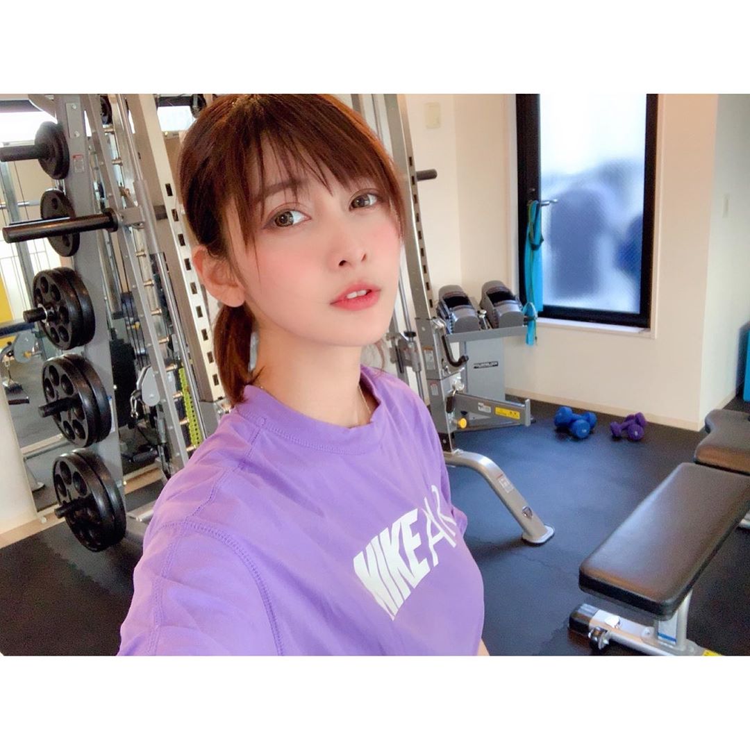 アンジェラ芽衣 こにちは 今日はジムに行く 筋トレの日 アンジェラ芽衣 自撮り Selfie Selfie 写真 Photo ジム Gym Moe Zine アンジェラ芽衣 こにちは 今日はジムに行く 筋トレの日 アンジェラ芽衣 自撮り Selfie Selfie 写真 Photo ジム Gym Moe Zine