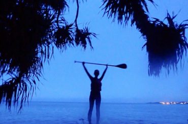 初Night sup
ボードに寝っ転がって波の音を聞きながら夜空を眺める。
海も空もぜーんぶ独り占めしちゃったかのような贅沢な時間
雨でもsupってできるんだね...