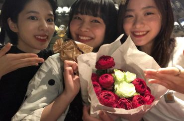 *
よく私のストーリーに出てくるこの子達は
前の事務所からの戦友さん
17歳くらいから何か色んなもの一緒に乗り越えてきた気がするわ。
お芝居の話も、プライベート...