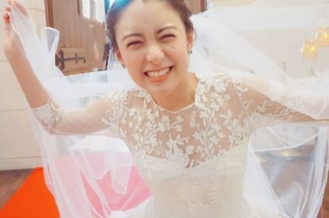 ドラマ「パーフェクトワールド」をみてくださって本当にありがとうございま
した！！ つぐみのウェディングドレス姿のオフショット！

#パフェ
#パーフェクトワール...