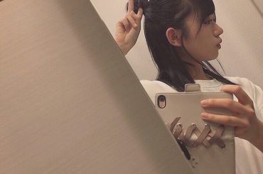 .
୨୧┈┈┈┈┈┈┈┈┈┈୨୧
.
何が言いたいかって
ピースしてる人差し指が
お団子のところに
突き刺さってるよってこと
.
この髪型最近のお気に入り︎
....