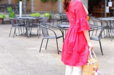 ビタミンカラー﻿
﻿
レッドオレンジ.コットンチュニックワンピース﻿
﻿
﻿
袖がふわって広がるデザインが可愛い
チュニックとして、このように下にレギンスやスキ...