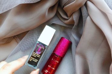 片想い。。 *
*
メイクにより興味を持ち始めた去年知って
限定発売で手に入れられなかった
悲しみを持って
今年はちゃんと予約しておいたの。
*
*
@clar...