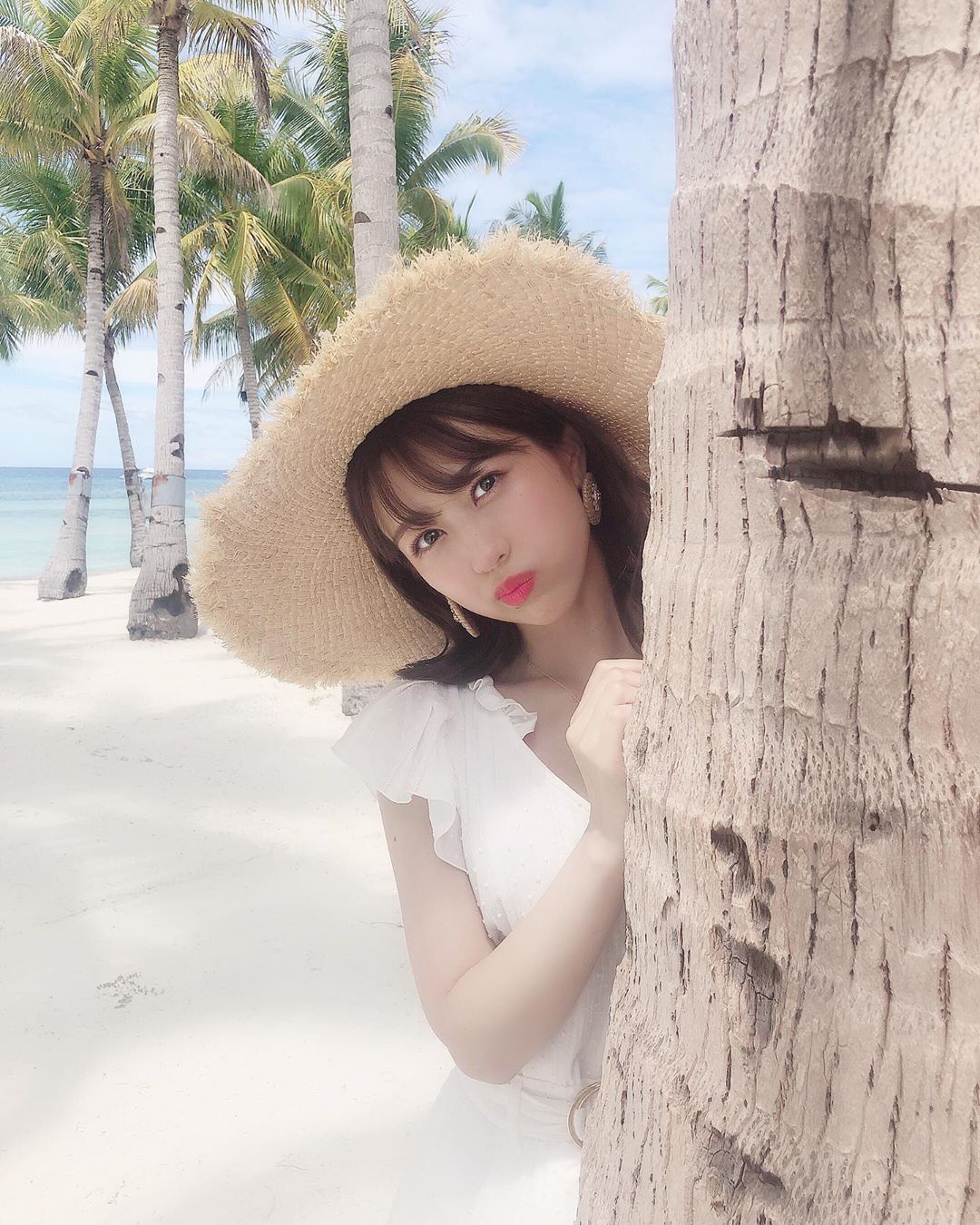篠崎彩奈 セブ島に来ています 今日はすっごい天気が良くて 気持ちよかった いい写真がきっとたくさんなので 8月のセブ島ガイドブックの発売 楽しみにしていて欲しい Moe Zine 篠崎彩奈 セブ島に来ています 今日はすっごい天気が良くて 気持ちよかった いい写真がきっとたくさんなので 8月のセブ島ガイドブックの発売 楽しみにしていて欲しい Moe Zine
