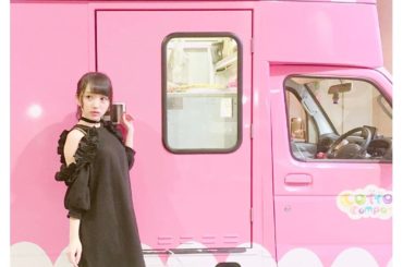 *
握手会場に可愛いバス発見
#crepe #pinkspot...