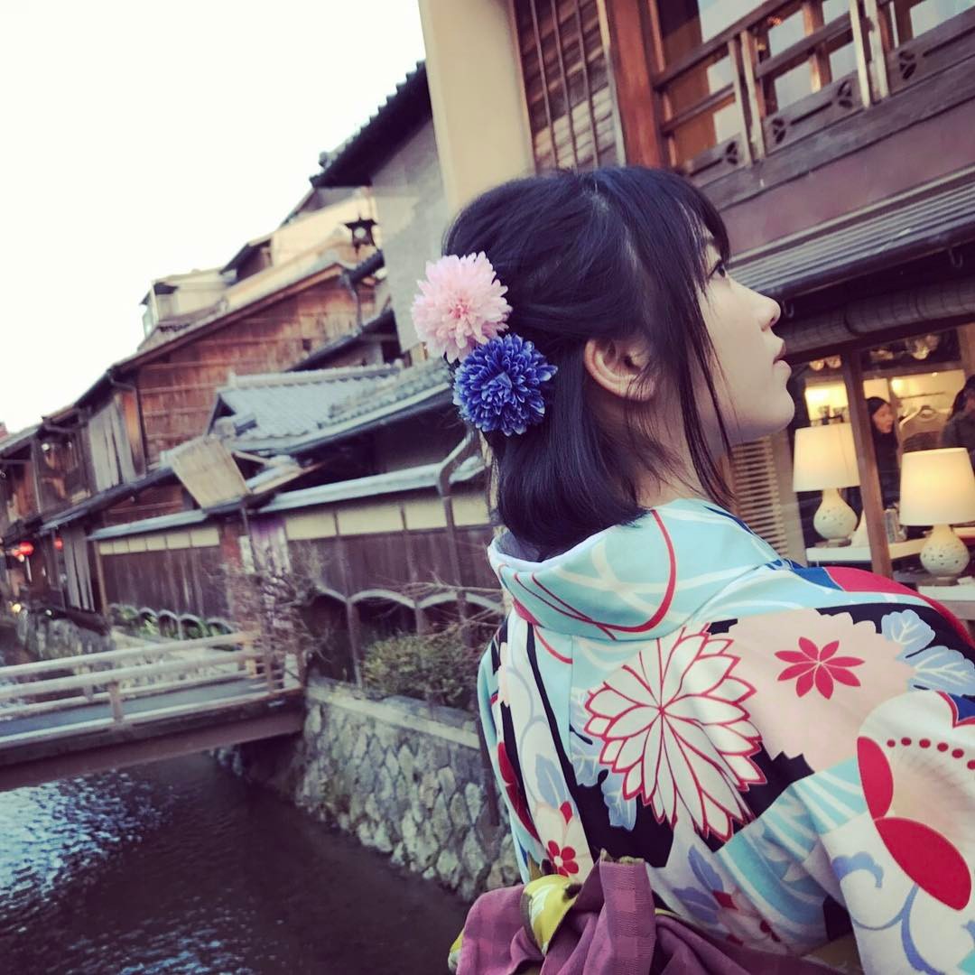 横山由依 先日の京都旅行での着物 大好きな紫色にしようか迷いましたが柄が大きめで素敵だった水色の着物をお借りしました Kyoto 京都 着物 京乃都 Moe Zine 横山由依 先日の京都旅行での着物 大好きな紫色にしようか迷いましたが柄が大きめで素敵だった水色の着物をお借りしました Kyoto 京都 着物 京乃都 Moe Zine