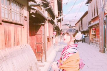 *
そういえば着物はものすごーーく迷ったけど、、
赤と黒のストライプ柄にしたよ☻
#京都旅行 #女子旅 #着物 #京乃都...