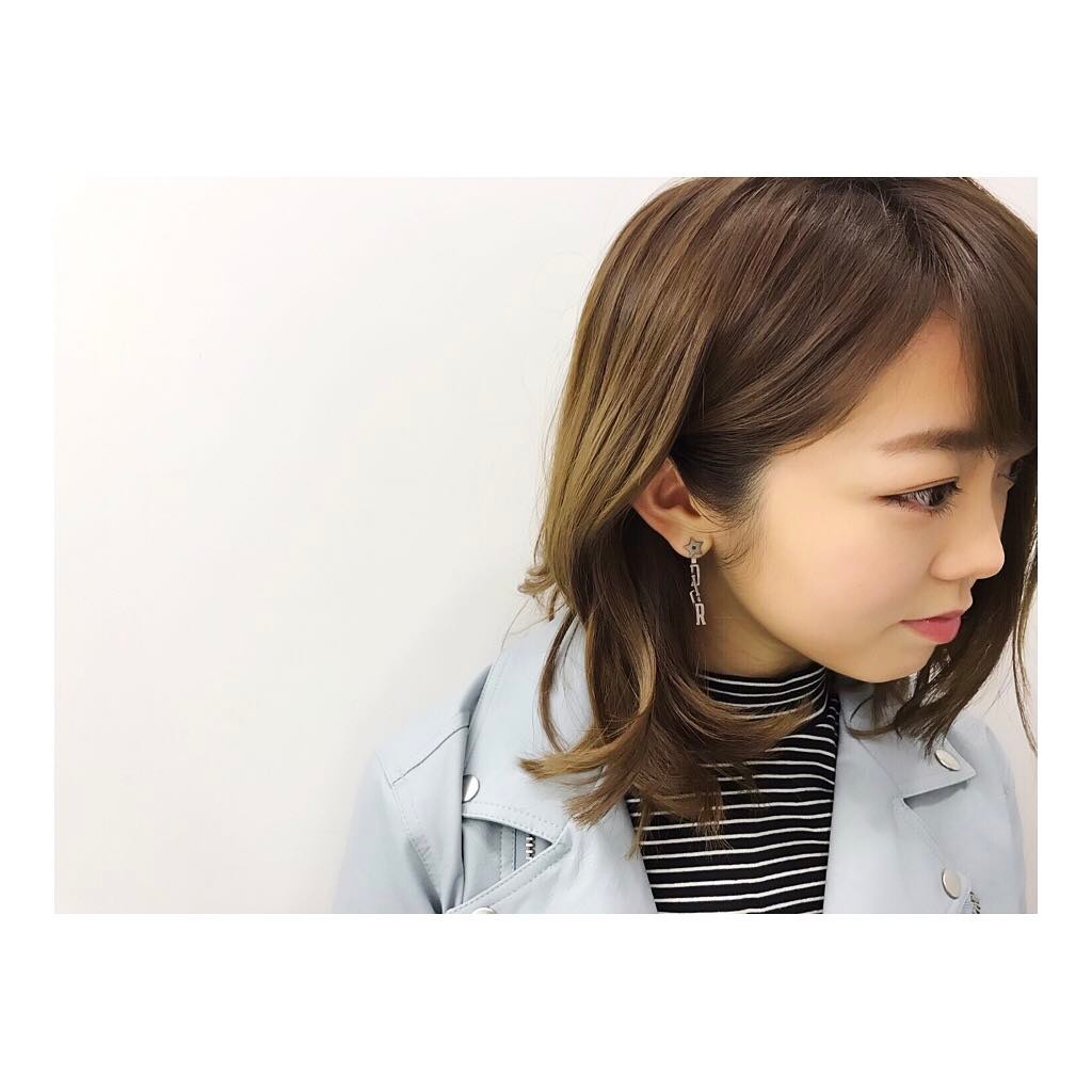 峯岸みなみ 昨日はにゃんにゃんからプレゼントしてもらったピアスを付けたよ すっごく可愛い これ付けただけでオシャレ気分 お守りだな これは Moe Zine 峯岸みなみ 昨日はにゃんにゃんからプレゼントしてもらったピアスを付けたよ すっごく可愛い これ付けただけでオシャレ気分 お守りだな これは Moe Zine