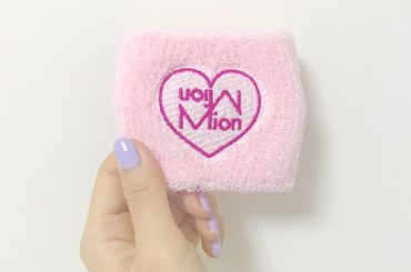 *
ロゴ入りリストバンド♡
これどうしても作りたかったのです、嬉しい。かわいい。
#じゃんけん大会 #Wみおん...