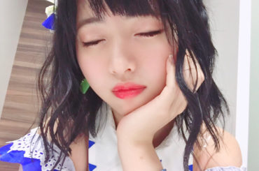 今日の全国握手会のメイク
.
eyeshadow → canmakeのパーフェクトスタイリストアイズ〔5〕ピンキーショコラ
.
lip → RMK カラーリッ...