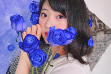 今回のメイクは
前紹介したHoney Cinnamonさんのアイシャドウを使いました
.
瞼 → A(ヌードベージュ)+B(ロゼゴールド)
アイライナー → ...