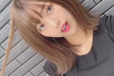 _
陽に当たる時間が長かったからなのか、髪の色抜けるのがはやくて今とても明るい
.
.
もう少しこの明るさ楽しんだら
暗くしよう
.
久しぶりに自撮り載せます
...