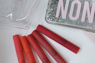 お気に入りのリップ紹介︎
3CE SMOOTHING LIP TINT
のんが最近毎日使っているのは
 #vintagebrick っていうカラーです。
この写...