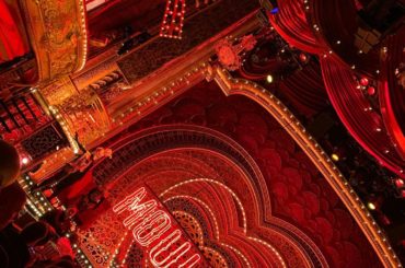 ヤバいです。﻿
初日から最高すぎて眠れませんでした。﻿
﻿
MOULIN ROUGEズルい﻿
映画も相当面白かったのにさらにパワーアップしてる﻿
とんでもないエ...