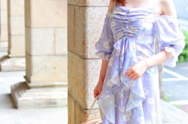 以前ストーリーに載せて﻿﻿
反響頂いていたワンピース﻿﻿
﻿﻿
肩とデコルテが出るデザインなので﻿﻿
むずむずしましたが、形がとても綺麗で﻿﻿
気に入っています...