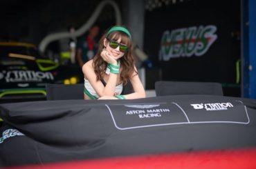 遅くなりましたがSuperGT Rd.4タイ戦の応援ありがとうございました
昨日はトップ争いを出来る位置にいただけにショックでした

残り5周でリアタイヤがバー...