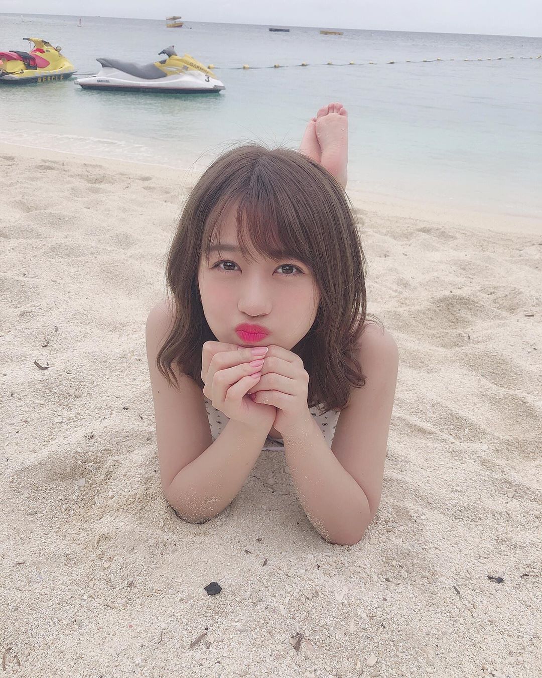 篠崎彩奈 7月中旬なのに毎日雨で 全然夏って感じがしなーい 涼しいけど 早く夏を 感じたい気持ちもある 海の日に載せようと思ってた写真を 今頃載せます 水 Moe Zine 篠崎彩奈 7月中旬なのに毎日雨で 全然夏って感じがしなーい 涼しいけど 早く夏を 感じたい気持ちもある 海の日に載せようと思ってた写真を 今頃載せます 水 Moe Zine
