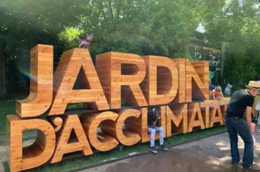 ヴィトン美術館の隣がまさかの遊園地﻿
﻿
行くーーー(*⁰▿⁰*)﻿
でもジェットコースター乗れなーい﻿
﻿
﻿
これなら行けるかもと乗ったものもなかなかのスピ...