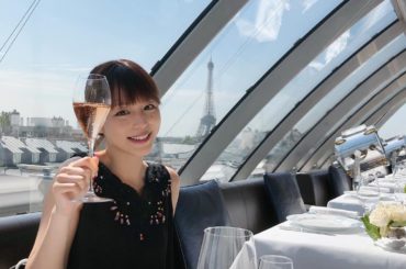 パリ最終日。﻿
フライトまでの時間でまたもや贅沢を﻿
﻿
Peninsula Parisで夢のようなランチ﻿
お料理も眺めも気分も最高で、﻿
この旅がバシッと締...