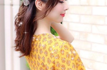 夏のジメジメ時期におすすめ﻿
さっと髪をまとめるのに便利な﻿
バンスクリップ﻿
﻿
大きなリボンの形が可愛い﻿
ラインストーンが光にあたると綺麗です﻿
﻿
カジ...