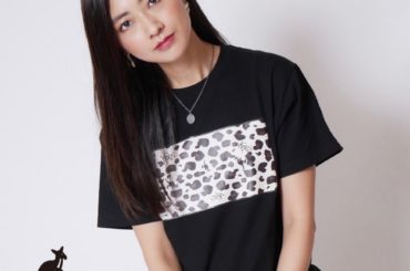 _

私が着用しているのは
BLACKのユニセックスMサイズです！

すべてデザインは一緒ですが、
ロゴの色がTシャツの色によって異なります︎
そのあたりの違い...