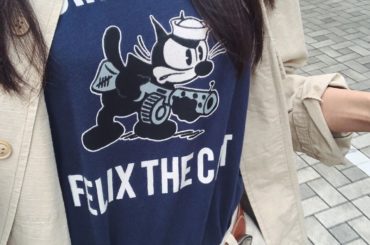 _

フーセンガムの子。 _

#懐かしい
#駄菓子
#フーセンガム
#昔よく買ってたなぁ
#あたりが出ると嬉しいやつ

#vintage
#tshirt...