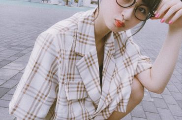 夏︎
セットアップ可愛いくない？
#メガネ女子 
#rayban 
#セットアップ 
#夏...