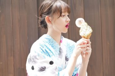 金箔ソフトクリーム﻿
﻿
﻿
﻿
めちゃめちゃ美味しかった﻿
夏はやっぱり冷たいものに限るね！！！﻿
﻿
#金箔ソフト #京都 #浴衣 
#美味しい  #溶ける...