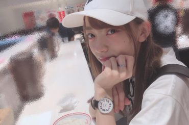 ✧‧˚*̣̩⋆̩*
暑い時こそ辛いの食べる。
そして、タピる。
.
時計と指輪とカバン同じとこのなの
.
 #klon @klon_klon_klon 
#腕時...