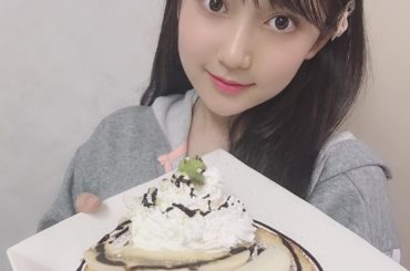 この間家で作ったチョコバナナパンケーキ～ めっちゃ美味しかったよ～ 盛り付けは調べたのを真似してみたよ(๑>؂・๑)ゝ

#チョコバナナ #パンケーキ #おいし...