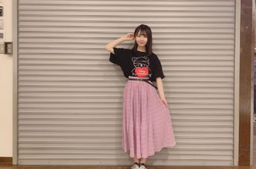 *
*
私服。。。
*
ラフな格好です。。。
それにしても、
ベルトのびよ〜〜ん感！気になる！
*
*
lvn611-0675 @lerevevaniller...