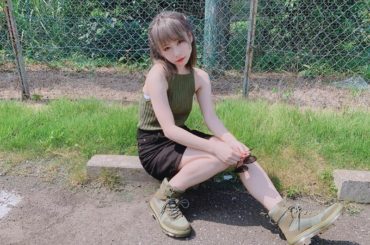 あちぃ〜ぞっ!!
髪色 gray hairにしたよ
抜けるのが楽しみ〜！
今日は珍しくmilitary fashion靴はマーチンなんだよー
そしてね！ななんと...