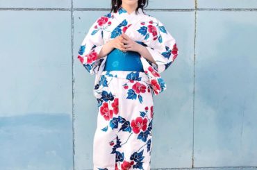 夏。

握手会1日目ありがとう
今日は大人っぽく、綺麗に、
青の比率高めがポイント。

お祭り行きたいなぁ…

#握手会 #ゆかた祭り #AKB48
#浴衣 #...