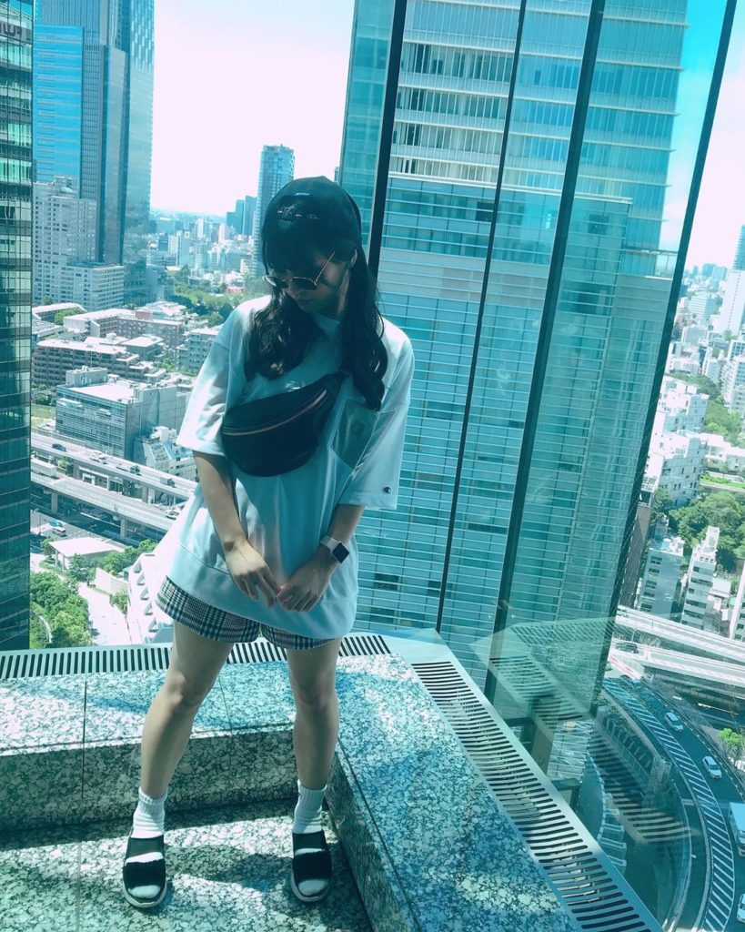 キャップ後ろかぶり Moe Zine