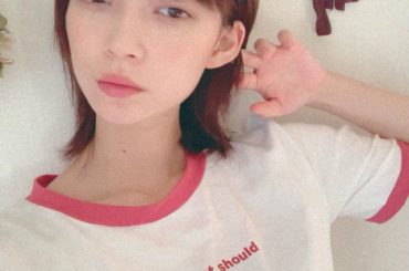 .
夏はね、
1年の中で1番好きな季節。
なんでかって言うと、
自分でテンション頑張ってあげなくても
自然とテンションが上がるから！
例えば、空が綺麗だ〜！とか...