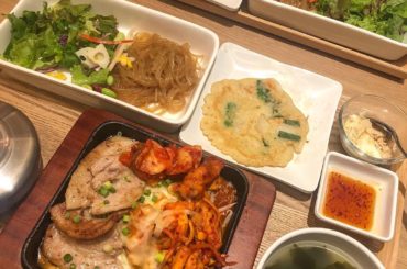 .﻿
﻿
﻿
﻿
欲張り﻿
﻿
﻿
欲張りセット~~~﻿
いろんな料理がちょこちょこ﻿
食べれて最高に美味しかった！﻿
﻿
昨日みんなが沢山食べもの教えてくれた...