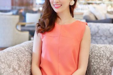 ﻿
mon trésorの夏期休暇も終わり、﻿
新商品の撮影の日々を過ごしています♡﻿
﻿
#本日発売 こちらのワンピースは、ボトムを合わせてチュニックとしても...