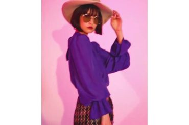 【告知】

本日から、
ルミネエストストアキャラクターになりました

学生の頃から買い物していた場所に
自分のポスターがあるのが不思議で
とても嬉しいです！！（...