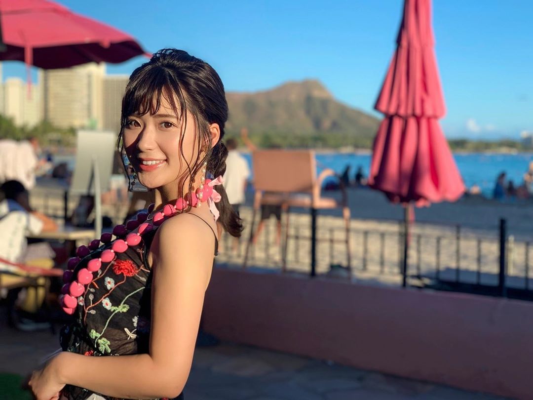 伊藤奈月 今年も 夏は ハワイに来てるよ 毎日 暑い 今回で13回目のハワイ 大好き 一昨日から ストーリーも たくさん 更新してるから 見 Moe Zine