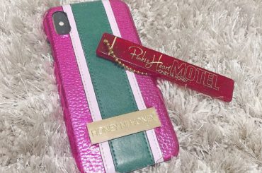 *
少し前に買ったiPhoneケースとキーホルダー
持ってるだけで気分上がるるんるん
#honeymihoney #iPhoneケース...